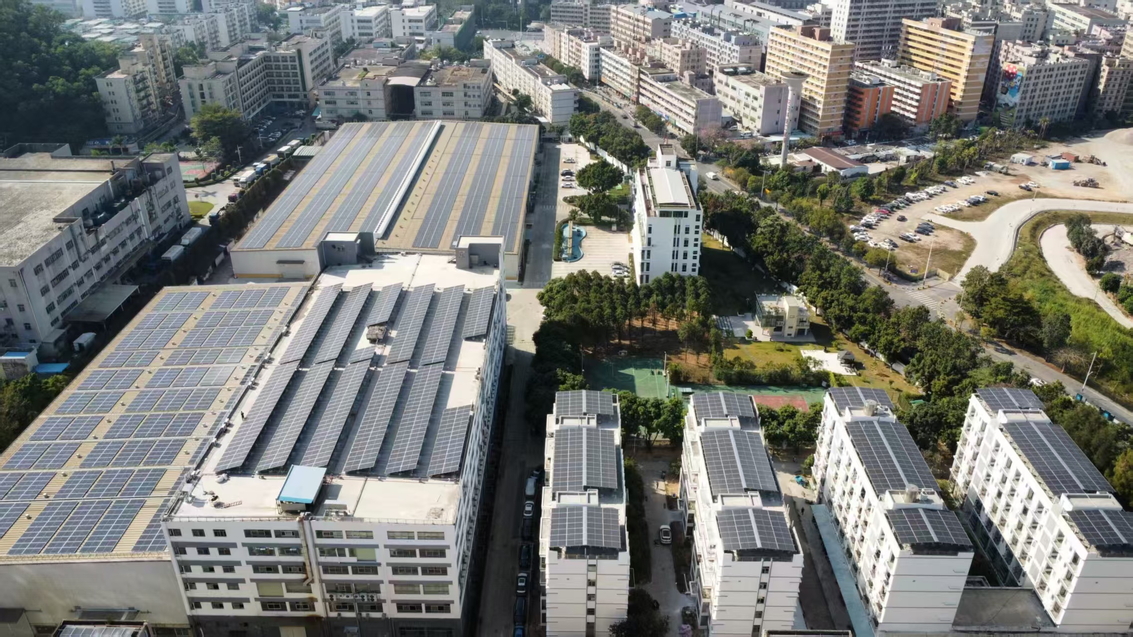 深开工业园区新亚超充站正式开业(图4) 23701768963773_.pic.jpg