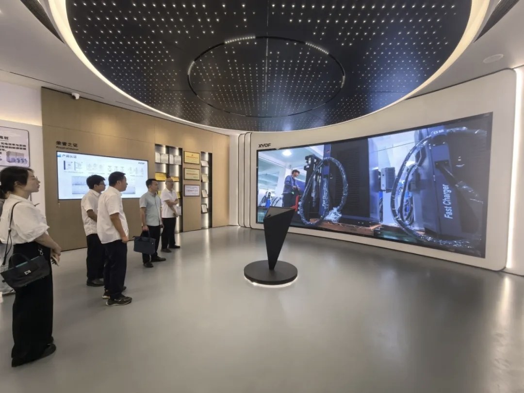 浙江省电气协会走进新亚东方(图2) image.png